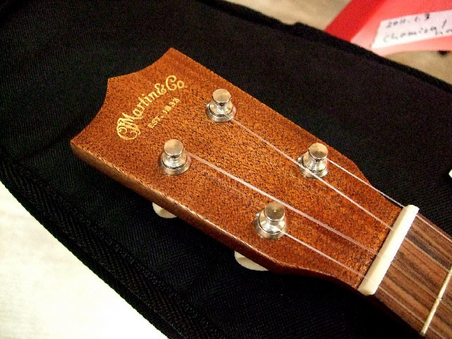 Martin Soprano Ukulele S-1 Uke マイク搭載 ギター
