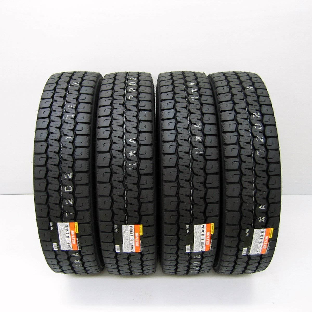 SP LT22　195/70R15.5 109/107L ダンロップ 小型トラック用オールシーズンタイヤ4本 通販_画像4