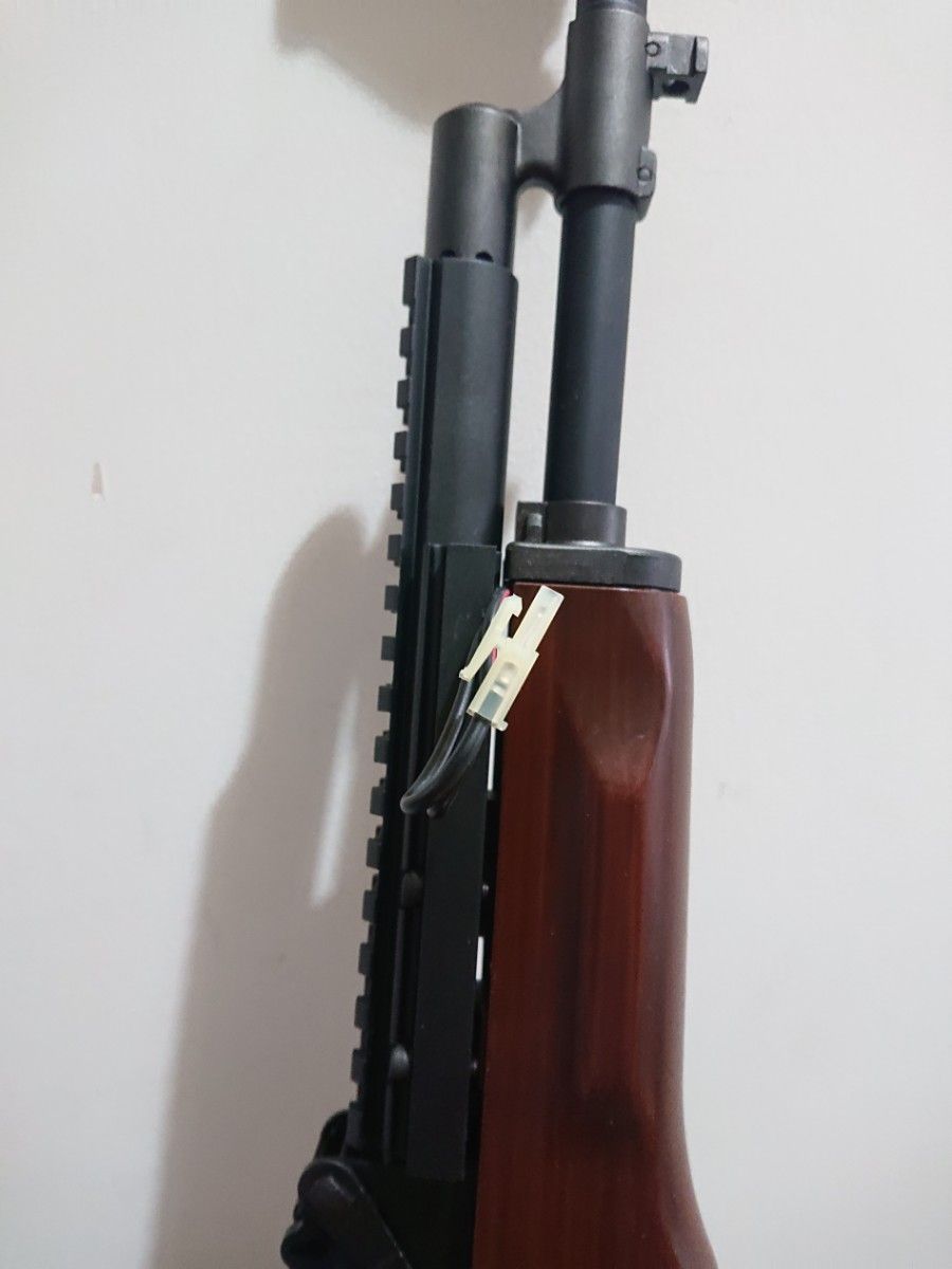 東京マルイ 次世代電動ガン AKS74N ガスチューブレイル取付 東京マルイ 次世代電動ガン AKS74N ガスチューブレイル取付