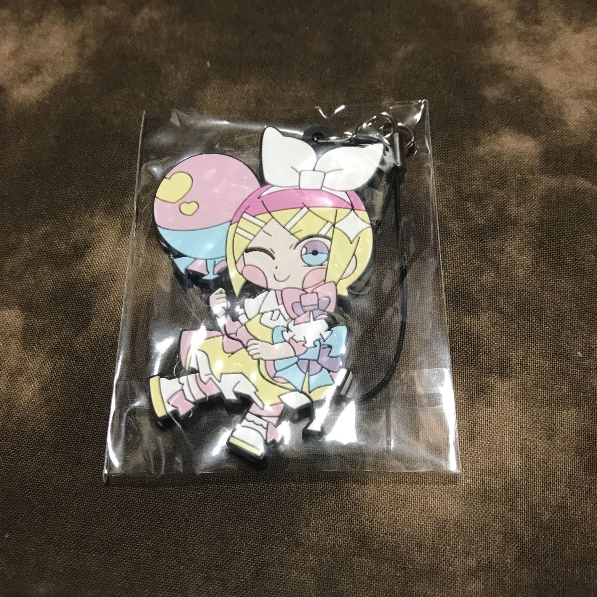 ボーカロイド マジカルミライ ラバーストラップ 2018 鏡音リン 即決