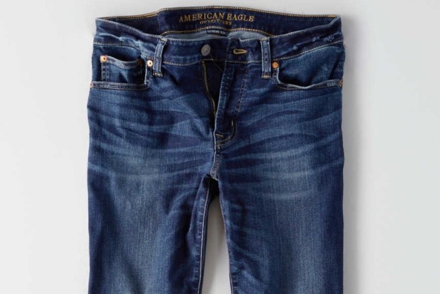 ●送料無料●大きいサイズ　American Eagle　 NE(X)T LEVELストレートジーンズ（Authentic Dark Indigo）【W44インチL32インチ】