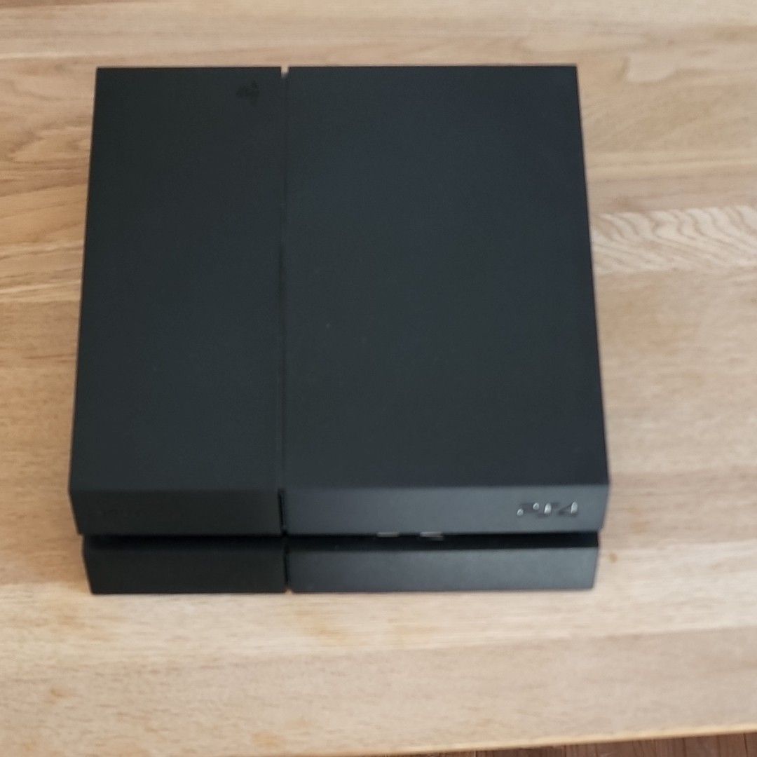 PlayStation4 ジェット・ブラック 500GB CUH-1200AB01