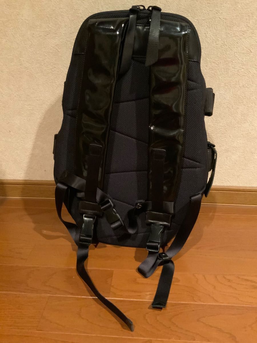 レア KATSUYUKI KODAMA カツユキ コダマ エナメル リュック ブラック