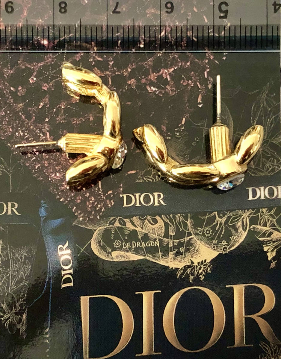 美品Christian Dior正規品オールドディオールピアス イエローゴールドカラー 太チェーン ラインストーン ビンテージ希少品★ブランド刻印_サイズをご確認下さいませ。