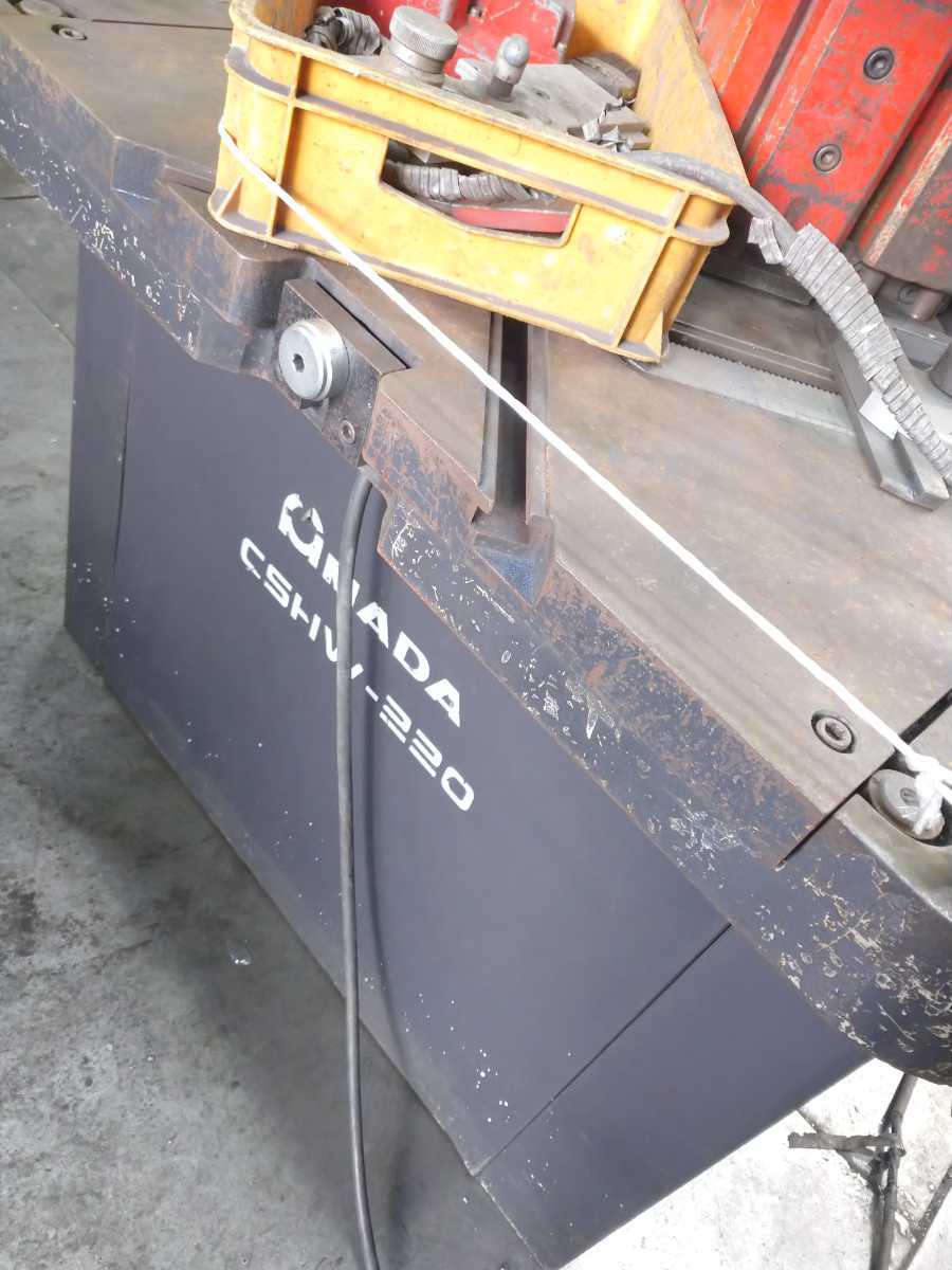 極上アマダAMADAコーナーシャーCSHW-220能力25トン工作機械最大 極上アマダAMADAコーナーシャーCSHW-220能力25トン工作機械最大