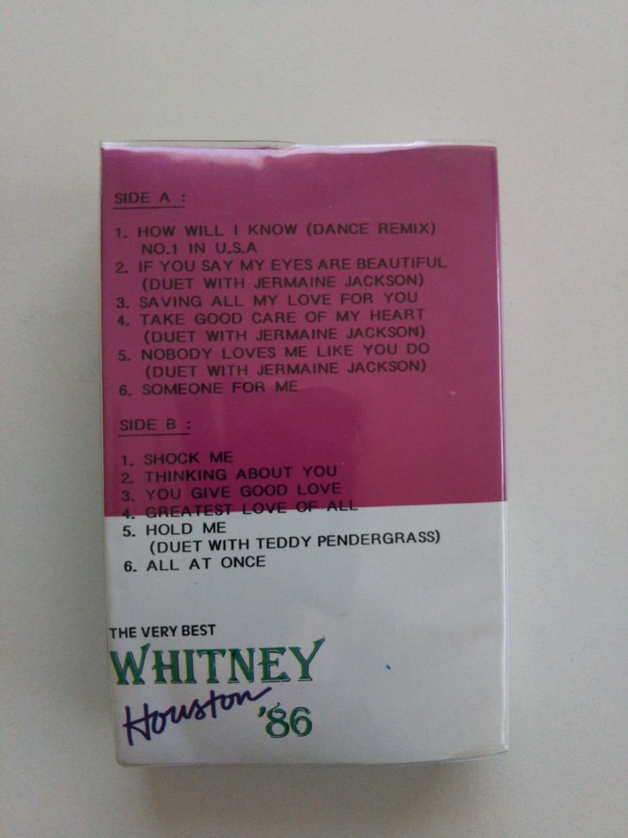 WHITNEY-HUWSTONのベストセレクションのカセットテープ。