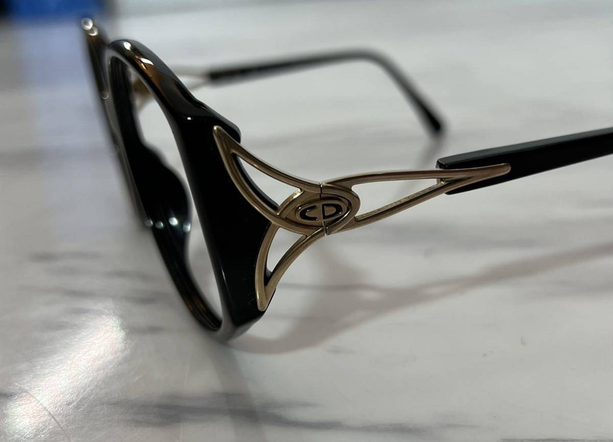  ultra rare rare super-beauty goods Christian Dior 80s vintage Germany made black . no lenses fashionable eyeglasses sunglasses frame Christian Dior black .. Gold 