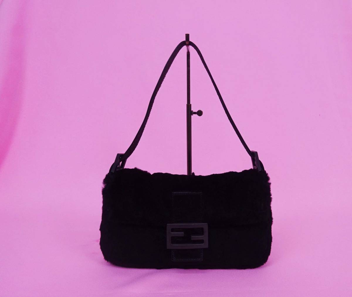 FENDI フェンディ ラパンファー バケットバッグ ハンド&ショルダー