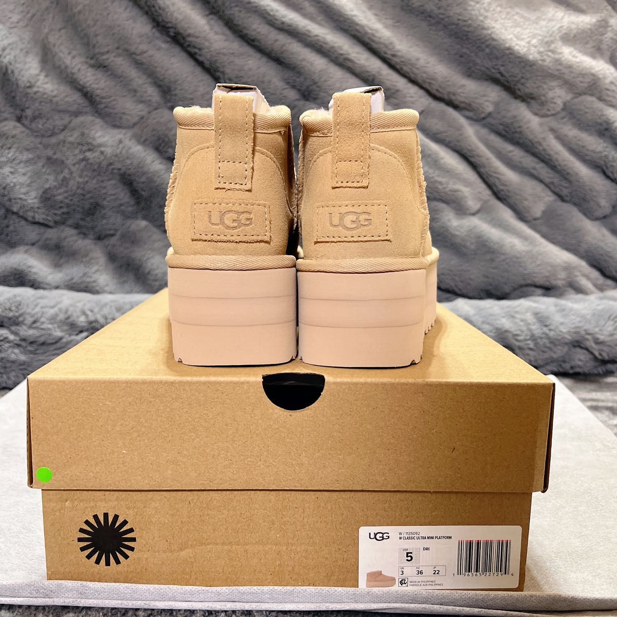 UGG レディース クラシック ウルトラミニ プラットフォーム 新色 22