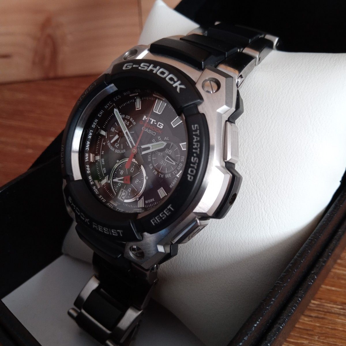 【電波ソーラー】MT-G「MTG-1000」G-SHOCK　CASIO　マルチバンド５　タフソーラー　Gショック　カシオ