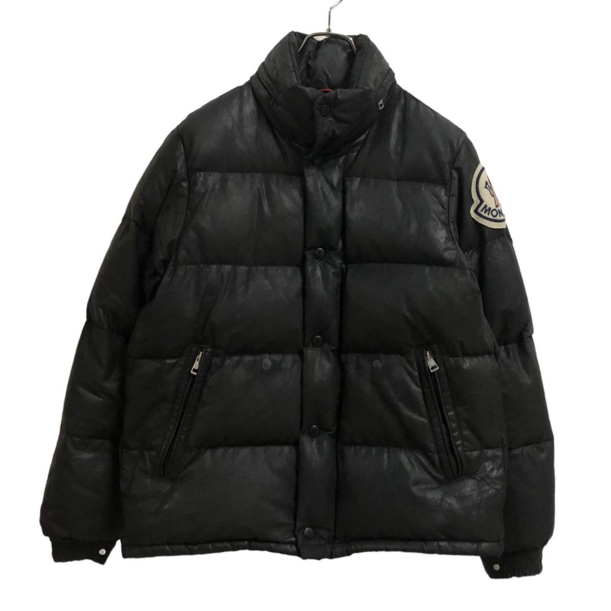 超歓迎】 MONCLER 店舗受取可 サイズS WT-J103 ダウンジャケット