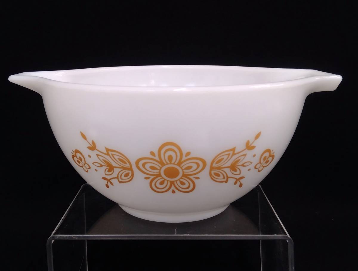 PYREX Old Pyrex Old Pyrex sinterela bowl butterfly Gold milk glass Vintage VINTAGE