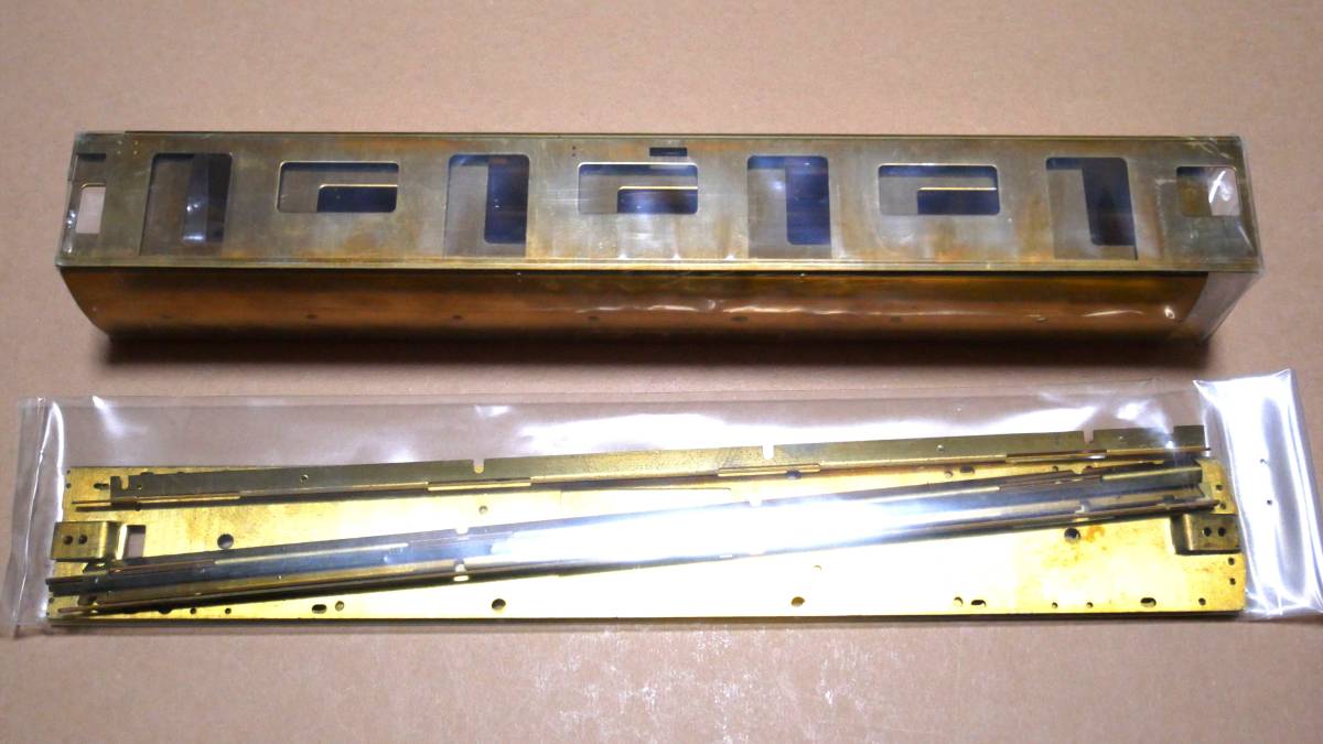 Yahoo!オークション - U-TRAINS 西武旧2000系 2連車体キット Yahoo!オークション - U-TRAINS 西武旧2000系 2連車体キット