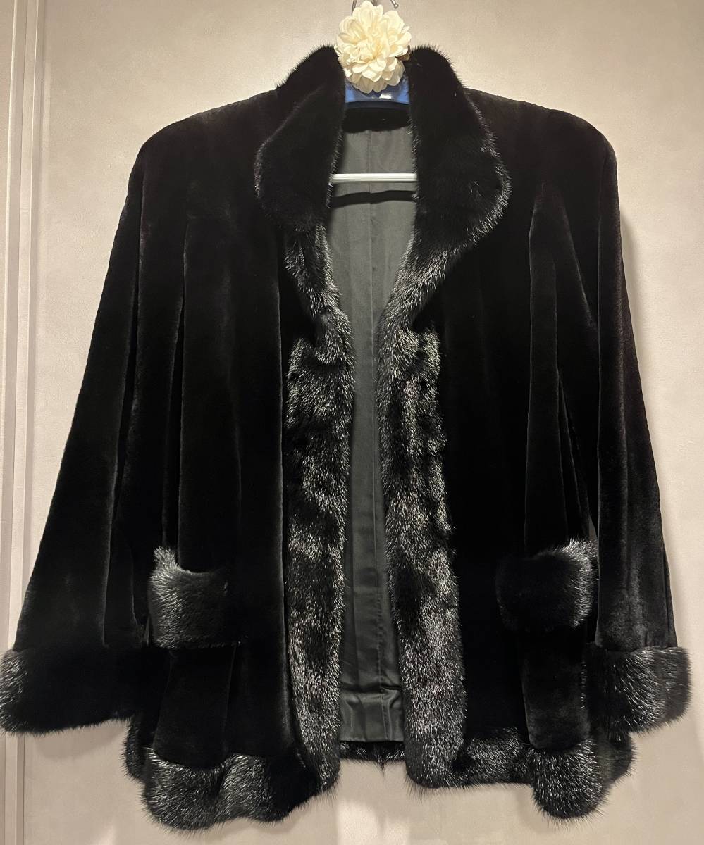 【百貨店購入】大幅値引き　毛皮のコート　ミンク　黒　フリーサイズ　新品未使用_画像1