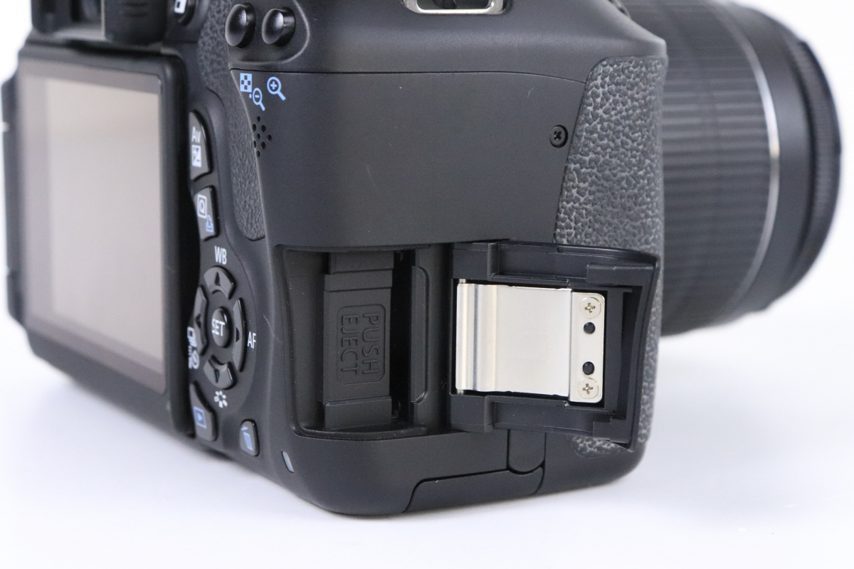 【動作品 美品】 Canon EOS kISS X5 キヤノン デジタル一眼カメラ 付属品有 ダブルレンズセット EF-S 18-55mm 3.5-5.6 020FSGE05 9
