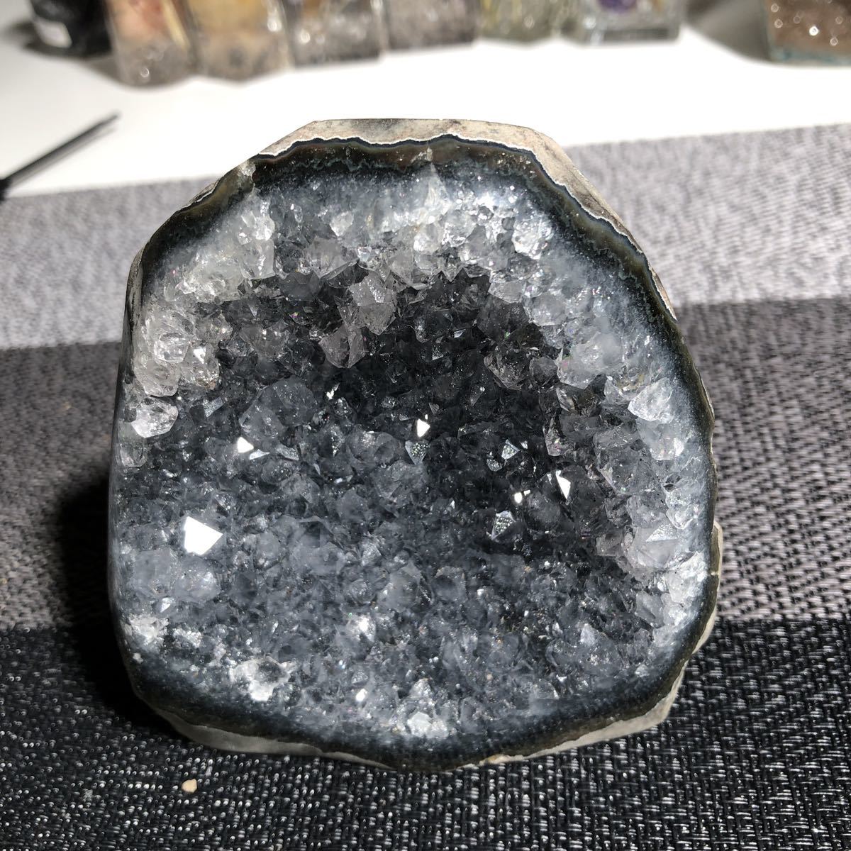 送料無料 高品質 ウルグアイ産 アメジスト 原石 ミニドーム 天然石 