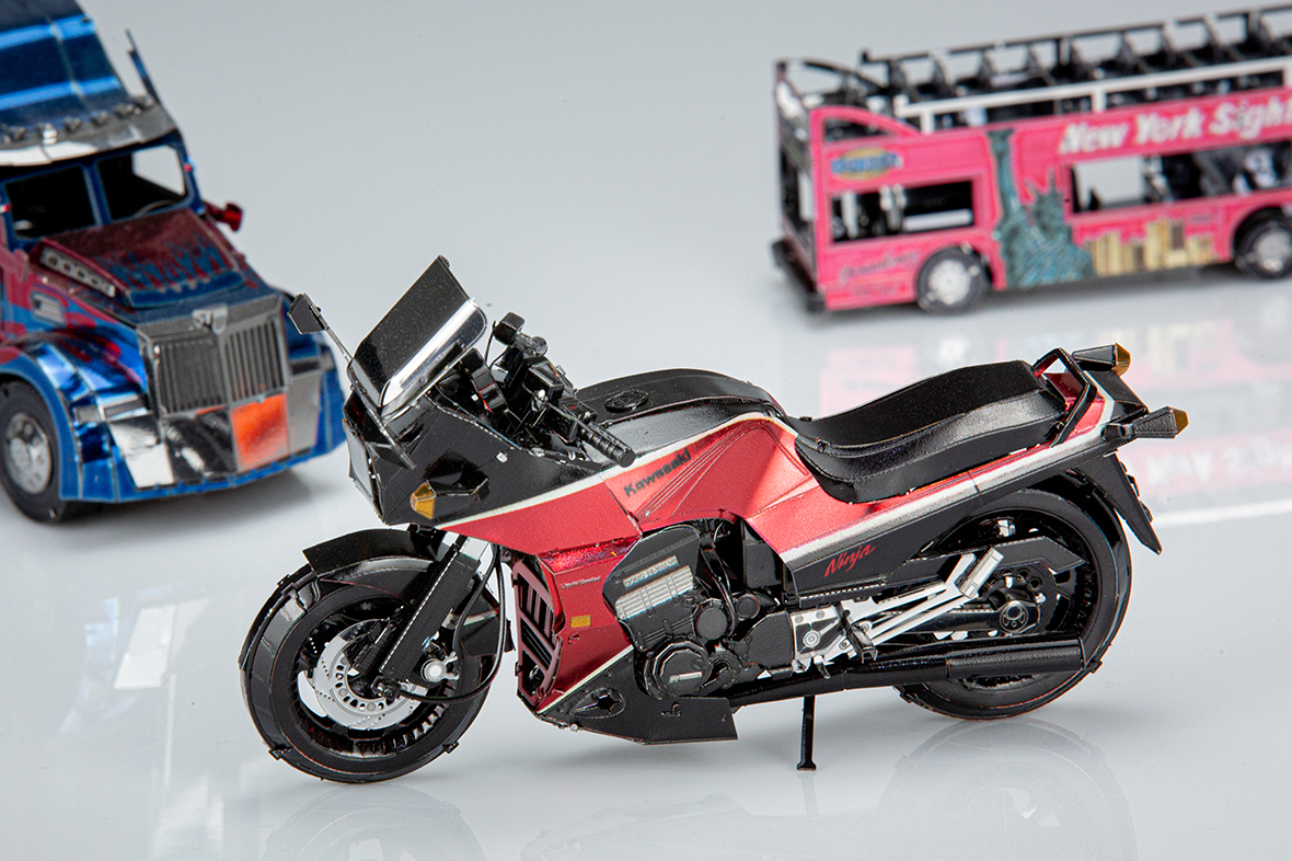 Yahoo!オークション - ☆Kawasaki GPZ900R トップガン仕様 メタル...