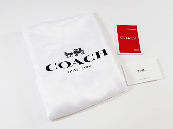 【新品 未使用 011 n】 COACH コーチ ショルダー カメラバッグ 白 ホワイト ベージュ レディース メンズ から贈物に 参考定価3.8万円_付属品の見本です
