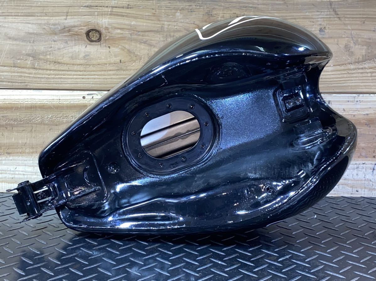 ☆triumph トライアンフ☆Scrambler 1200XC?スクランブラー 1200XE?☆ガソリン フューエル 燃料 ガス タンク☆_画像6