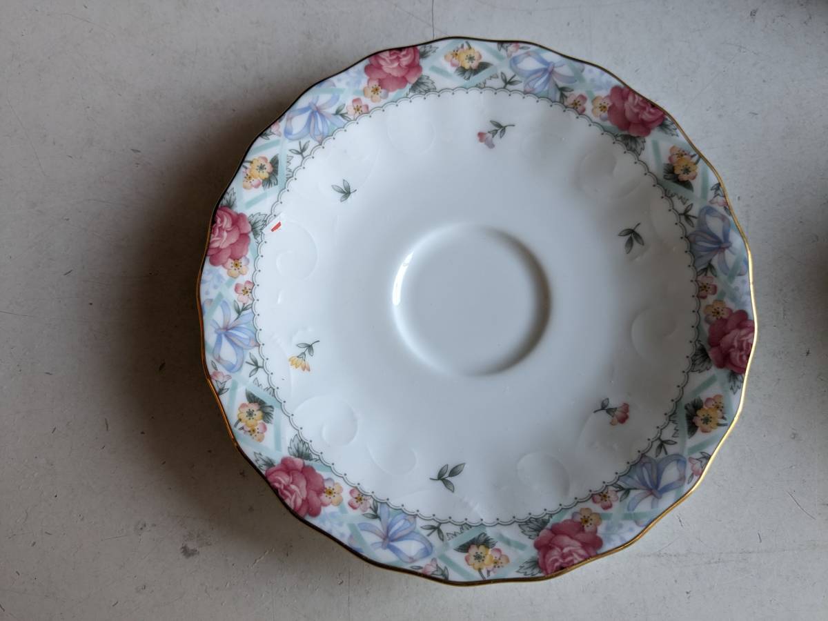 送料無料 ノリタケ Noritake WEDDINGMALL 花柄 ティーカップ 送料無料 ノリタケ Noritake WEDDINGMALL 花柄 ティーカップ