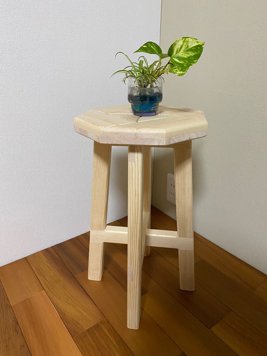木製スツール【寄木装飾:ヘリンボーン柄】（ヒノキ） 椅子/チェア 