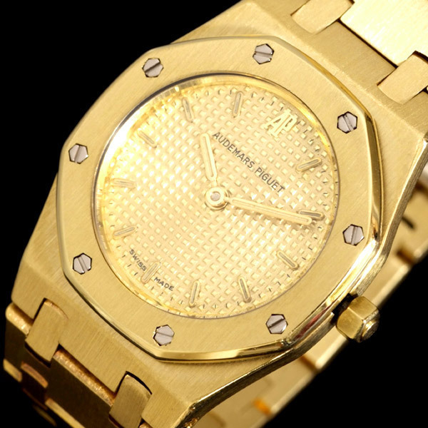 B6008[AUDEMARS PIGUET]o-tema*pige Royal дуб высший класс 18 чистое золото retiQZ обхват руки 17cm вес 81.0g кейс ширина 24.5mm