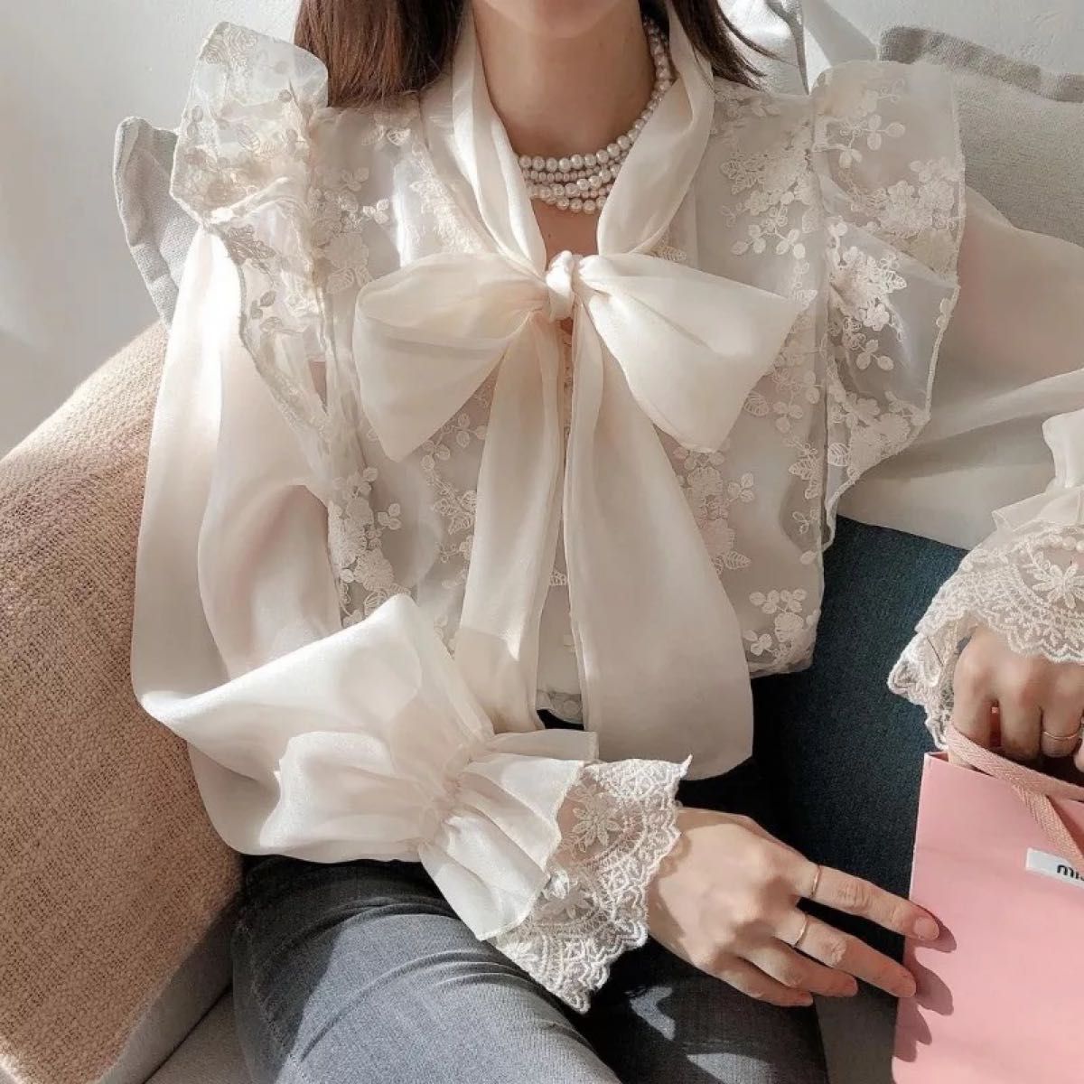 新品　フレンチガーリー　フラワー　ボリュームリボン　シフォン　フリルブラウス レースブラウス　韓国　オルチャンファッション　白