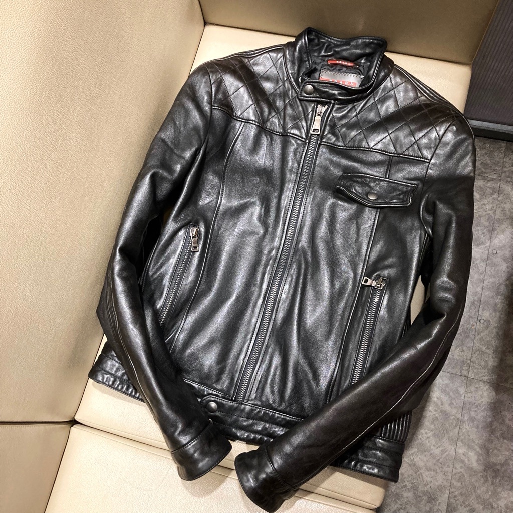 激安格安割引情報満載 極美品 超高級 定価:781,000円黒色 防寒 レザー