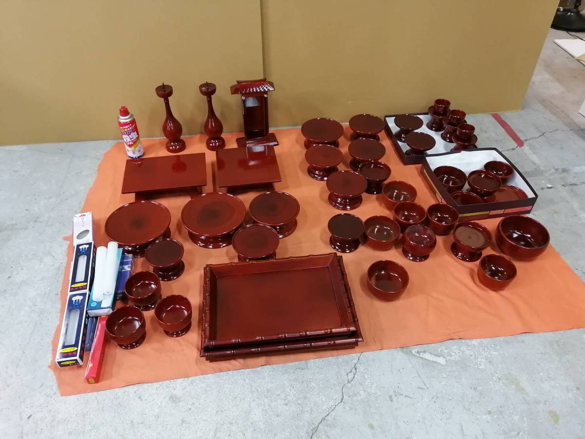 【美品】大阪引取歓迎 韓国 法事 祭祀 チェサ チェササン 祭祀膳 47点 祭壇 燭台 おまけつき【KTL1F112】