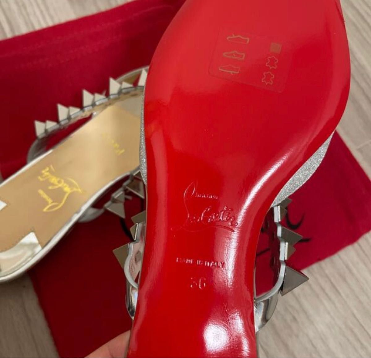 オックスフォードブルー Christian Louboutinフラット サンダル 36