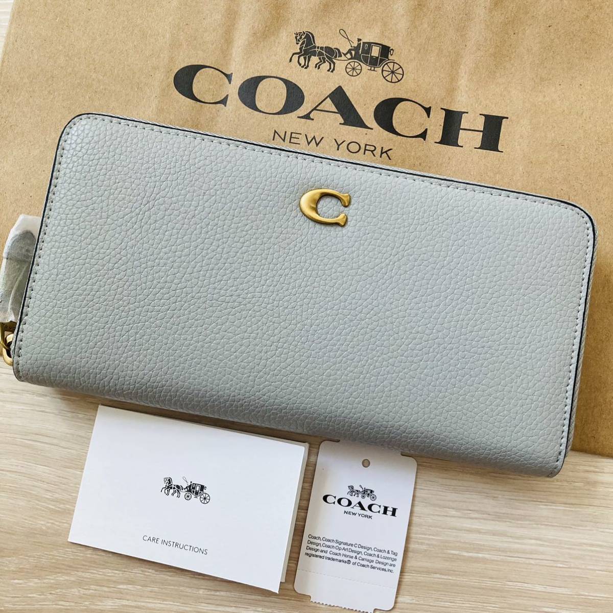 ★ COACH コーチ　489 長財布　アコーディオン　ラウンドジップウォレット　CC489 アイスブルー　グレー　Cモチーフ ★B