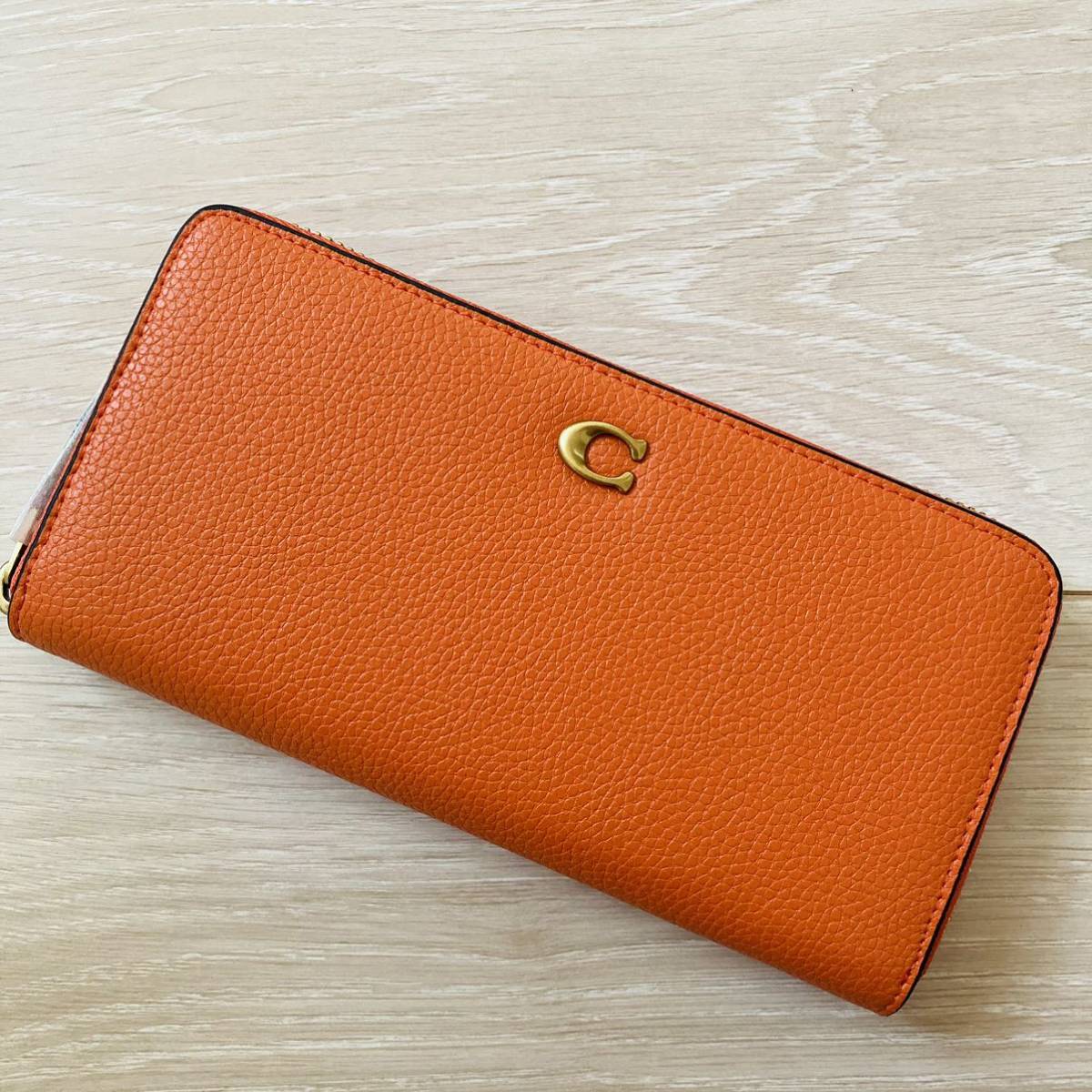 予約受付中】 COACH アコーディオン ジップ ウォレット 長財布
