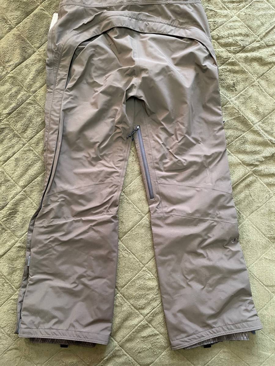 ◇ 新品未使用 ◇ P.RHYTHM outerwear プリズムアウターウェア
