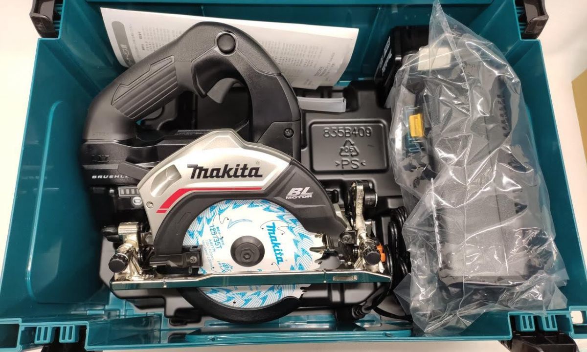 春夏新作モデル マキタ Makita １２５ミリ充電式マルノコ 18V6Ah