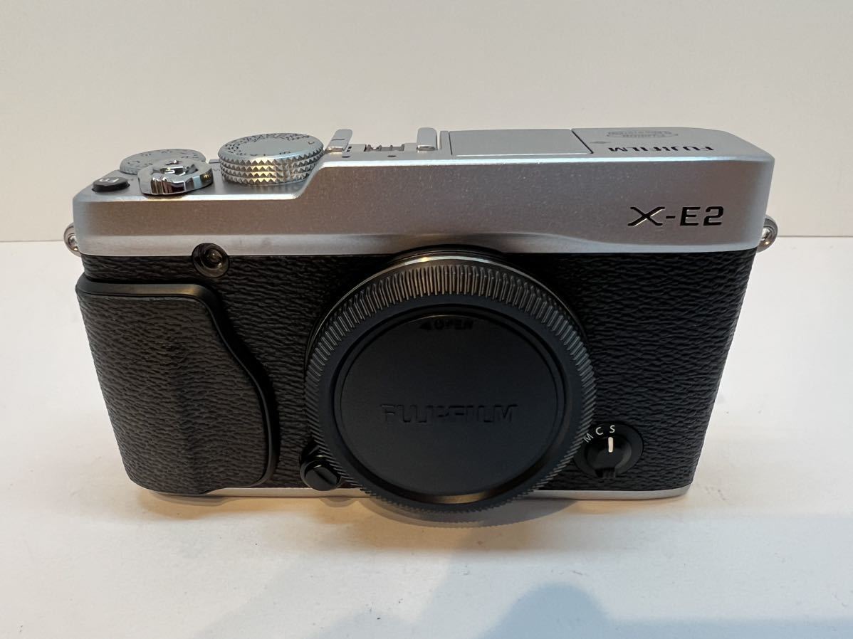 新品級】FUJIFILM X-E2 ボディ （シルバー）富士フイルム ミラーレス