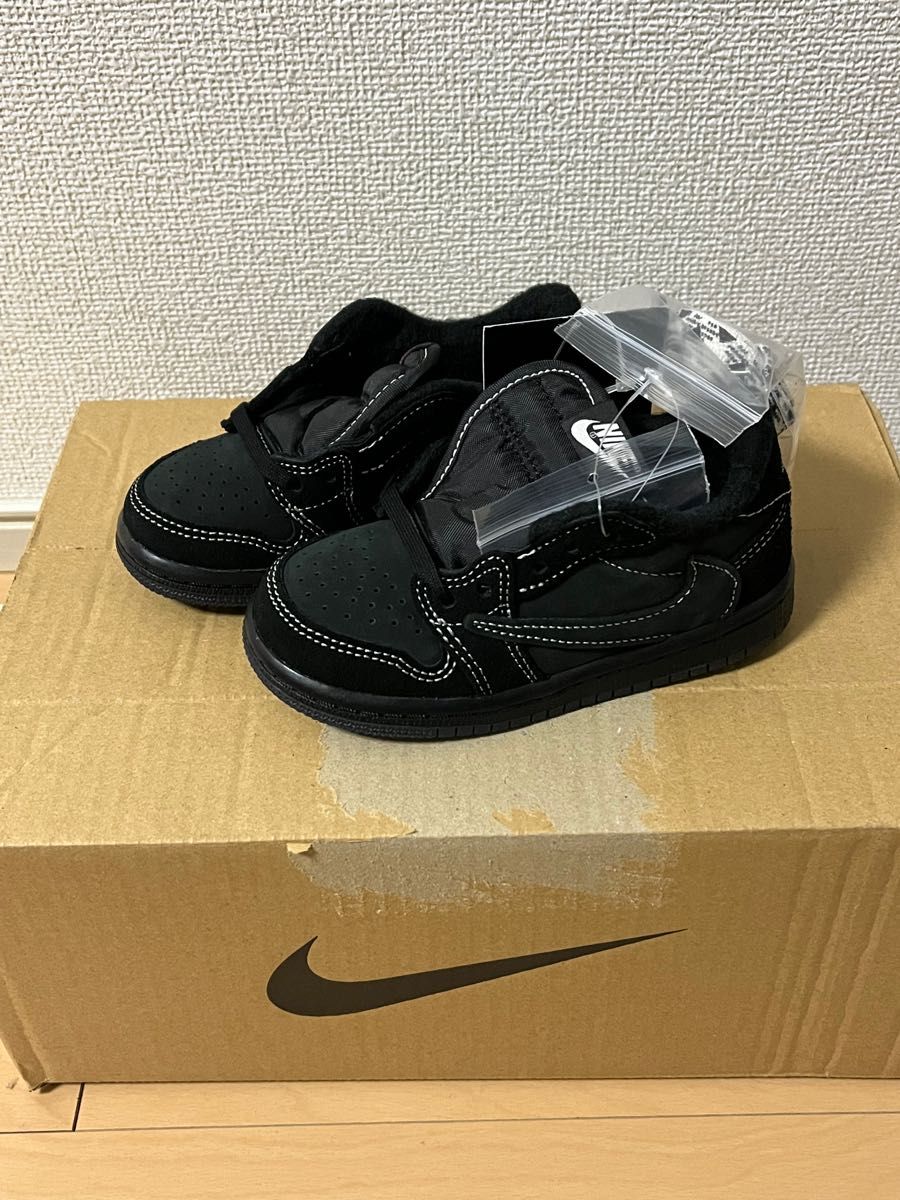 Travis Scott × Nike TD Air Jordan 1 Low OG