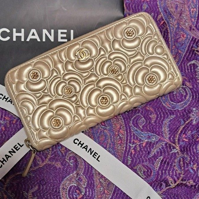 テレビで話題】 未使用に近い！ シャネル CHANEL 財布 長財布