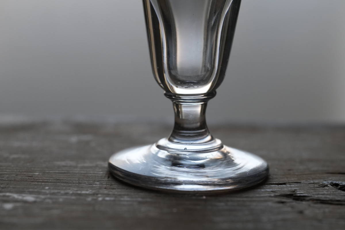 古い手吹きガラスのシンプルなアブサングラス ビストログラス 一客 / 19世紀・フランス / 硝子 ワイングラス 古道具　アンティーク_画像2