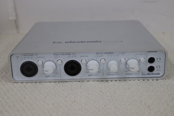 Tcelectronics Tcエレクトロニクス Konnekt8 Audio Interface オーディオインターフェース (1726974)