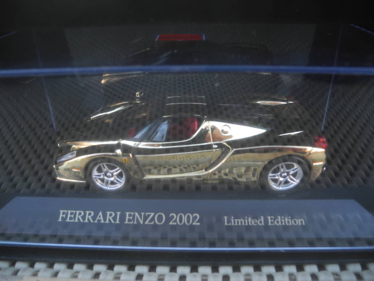 Limited edition FERRARI ENZO 2002　IXO フェラーリ エンツォ2002 限定版 ダイキャスト 1/43_画像3