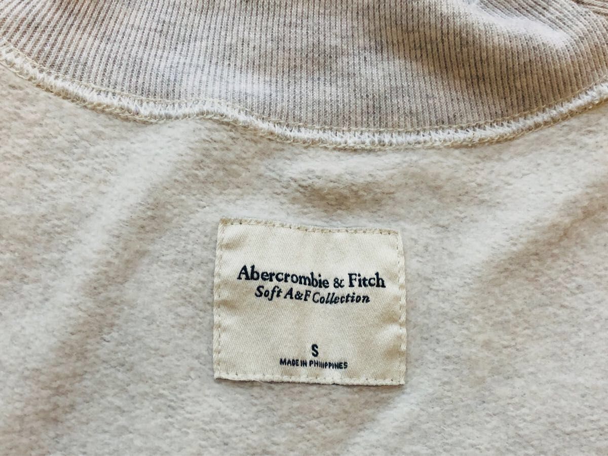 トレーナー  Abercrombie&Fitch(ｱﾊﾞｸﾛﾝﾋﾞｰ&ﾌｨｯﾁ)  ジャージトップス  杢グレー  サイズS