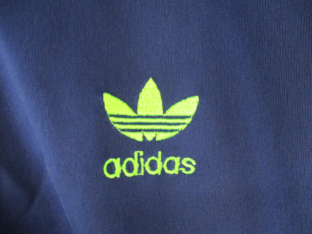 品質が完璧 M2235y adidas○アディダス＜ジャージ＞D164・メンズXSサイズ相当○Ricicli17 アディダス 