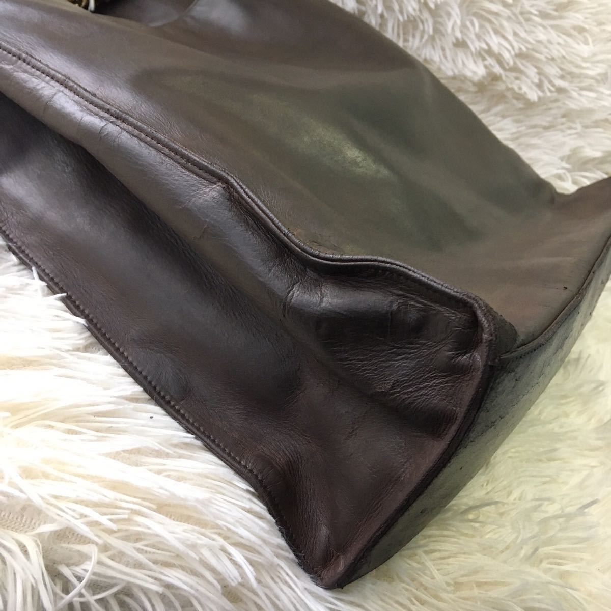 CHANEL/シャネル■デカココCCマーク チェーンショルダートートバッグ ビンテージ■茶*シリアルシール、Gカード、保存袋付_画像5