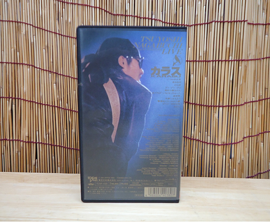 VHS Nagabuchi Tsuyoshi LIVEkalasfrom \'90~*91[JEEP]TOUR Live с картой текстов KARASU видеолента retro Sapporo город Toyohiraku 