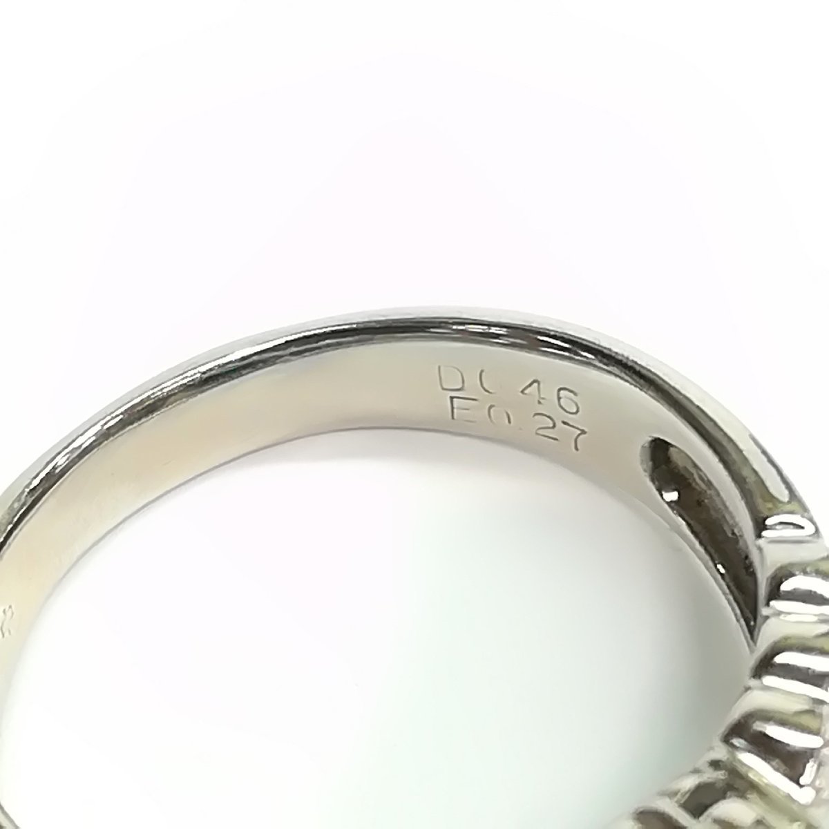 質屋出品【リング】Pt900 エメラルド0.27ct ダイヤ デザイン 13.5号 指輪 中古_画像4