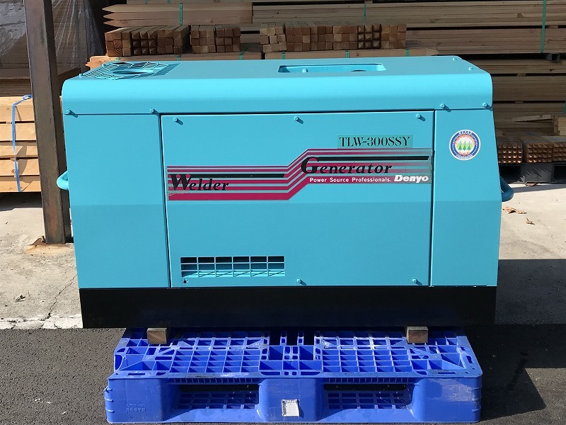 DENYO / デンヨー ディーゼルエンジン 溶接・発電機 TLW-300SSY DENYO / デンヨー ディーゼルエンジン 溶接・発電機 TLW-300SSY