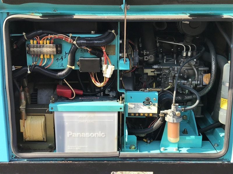 DENYO / デンヨー ディーゼルエンジン 溶接・発電機 TLW-300SSY DENYO / デンヨー ディーゼルエンジン 溶接・発電機 TLW-300SSY