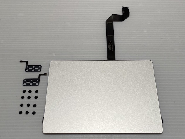 Apple MacBook Air A1369 Late2010 13インチ用 トラックパッド＋接続ケーブル＋ブラケット＋ビス [A550]_画像1