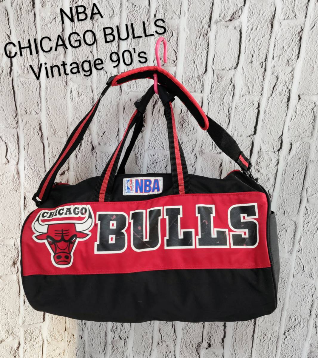 送料無料 90's Vintage NBA CHICAGO BULLS ドラムバッグ 送料無料 90's Vintage NBA CHICAGO BULLS ドラムバッグ