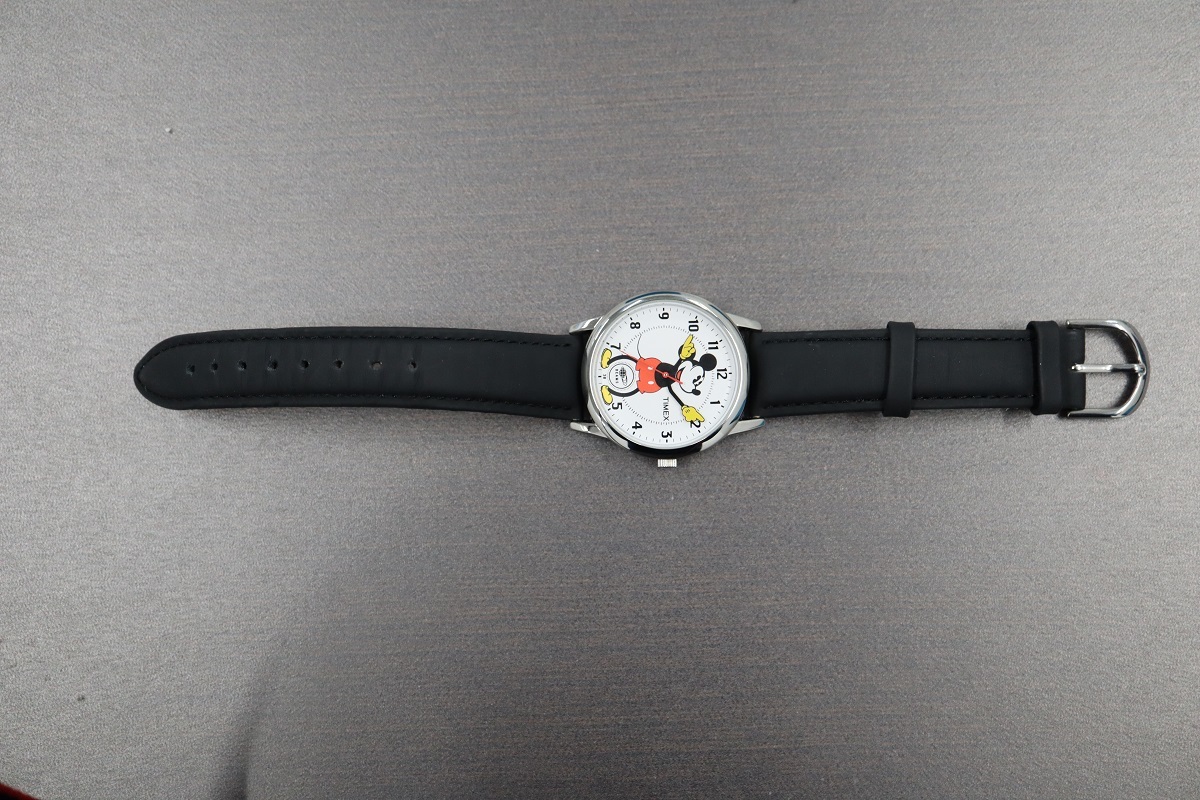 売り切り！ 1円スタート！ TIMEX/BEAMS/DISNEY コラボ MICKEY MOUSE WATCH MIKI-E-TT SR 626 SW クォーツ　中古品です。